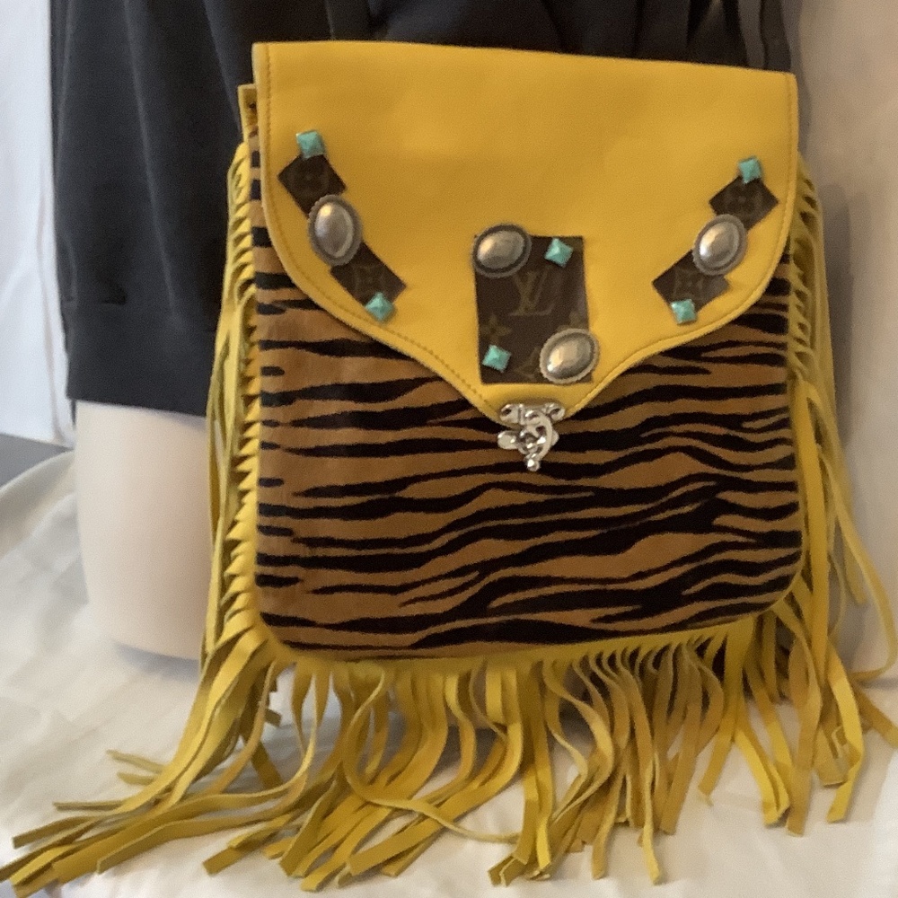 GUC handmade western fringe yellow leather‎ with animal print crossbody